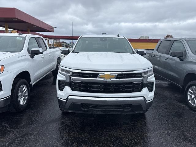 new 2024 Chevrolet Silverado 1500 car, priced at $46,595