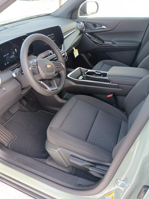 new 2025 Chevrolet Equinox car