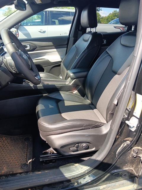used 2023 Jeep Compass car, priced at $22,100