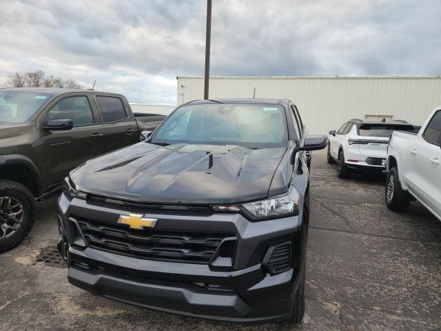 new 2024 Chevrolet Colorado car, priced at $36,080