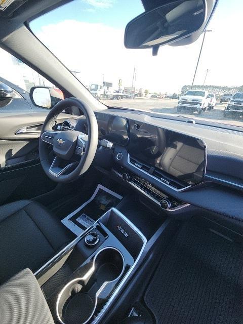 new 2026 Chevrolet Equinox car, priced at $32,252