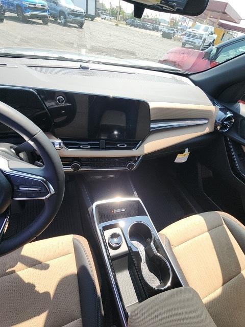 new 2026 Chevrolet Equinox car, priced at $33,508