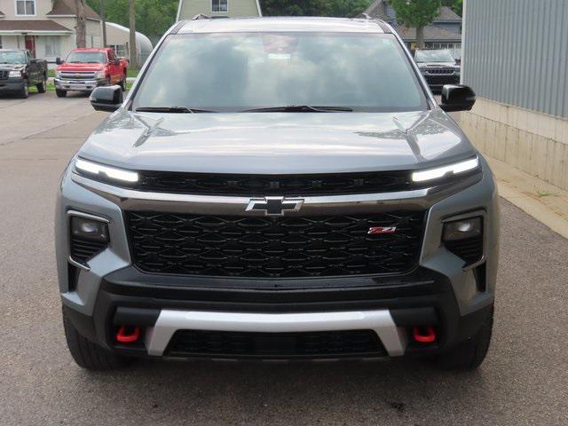 used 2024 Chevrolet Traverse car, priced at $43,689