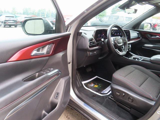 used 2024 Chevrolet Traverse car, priced at $43,689