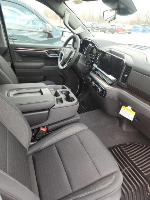 new 2025 Chevrolet Silverado 1500 car