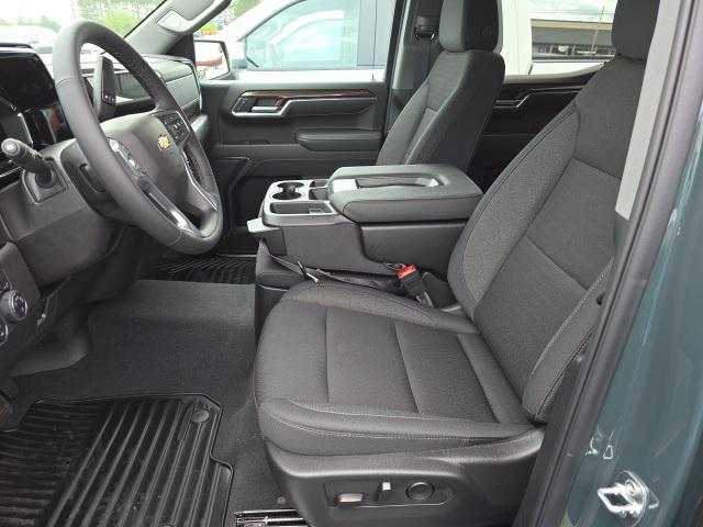 new 2025 Chevrolet Silverado 1500 car, priced at $43,705