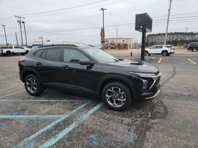 new 2025 Chevrolet Trax car