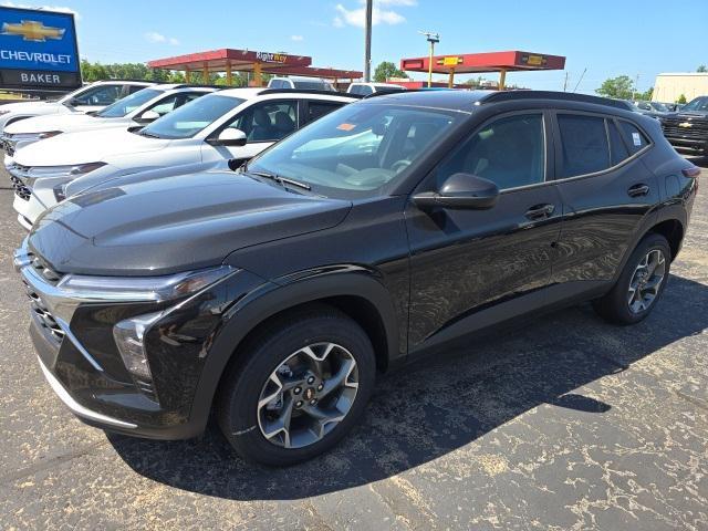 new 2025 Chevrolet Trax car, priced at $23,817