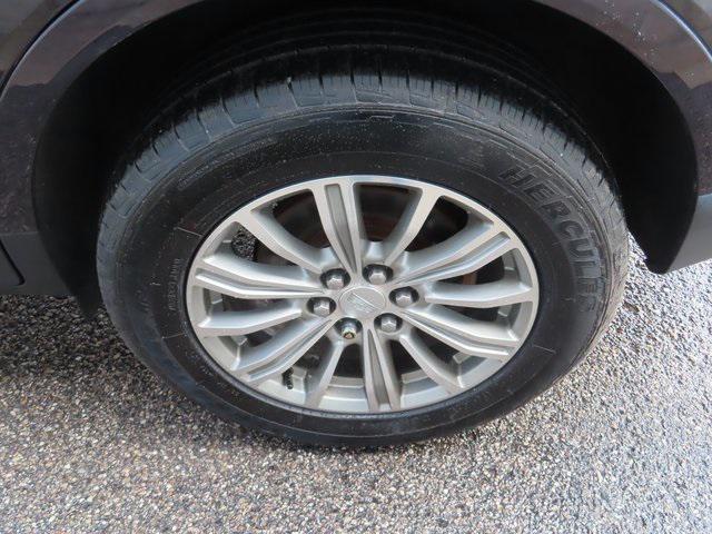 used 2018 Cadillac XT5 car, priced at $20,700