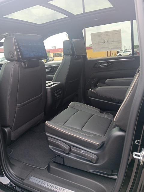 new 2025 Chevrolet Suburban car, priced at $82,512