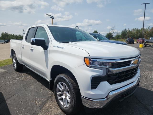 new 2024 Chevrolet Silverado 1500 car, priced at $43,617