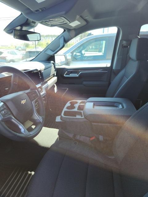 new 2025 Chevrolet Silverado 1500 car