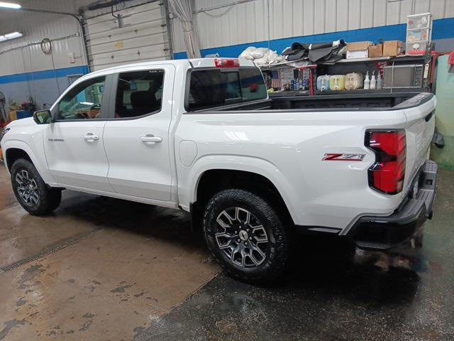 new 2025 Chevrolet Colorado car