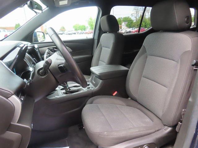 used 2022 Chevrolet Traverse car, priced at $32,500