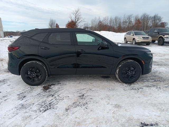 new 2025 Chevrolet Blazer car