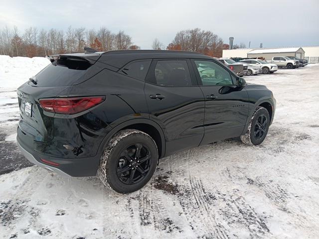 new 2025 Chevrolet Blazer car