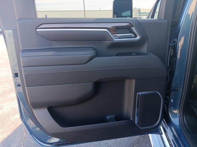 new 2025 Chevrolet Silverado 2500 car