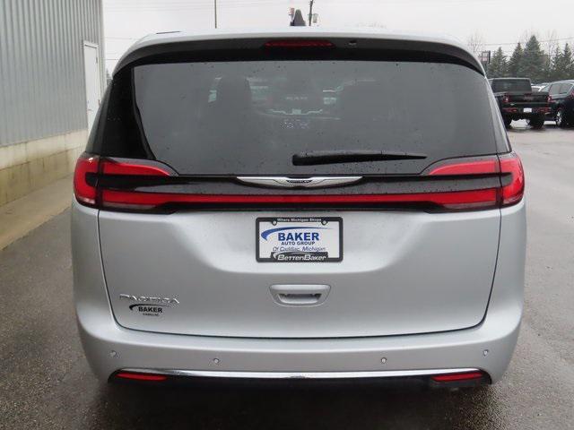 used 2024 Chrysler Pacifica car, priced at $35,489