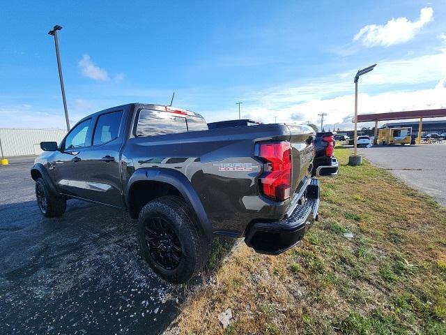 new 2024 Chevrolet Colorado car, priced at $39,861