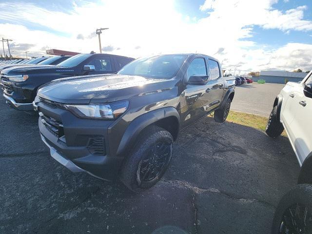 new 2024 Chevrolet Colorado car, priced at $39,861