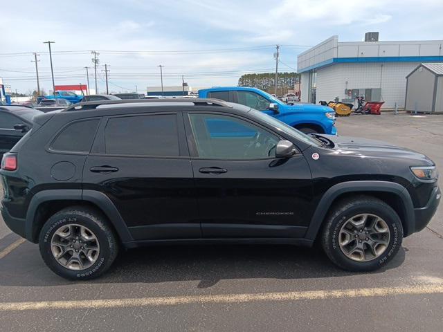 used 2019 Jeep Cherokee car, priced at $16,800