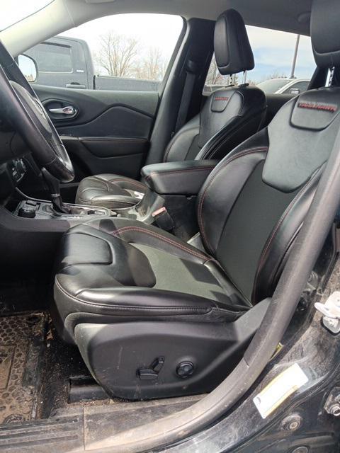 used 2019 Jeep Cherokee car, priced at $16,800
