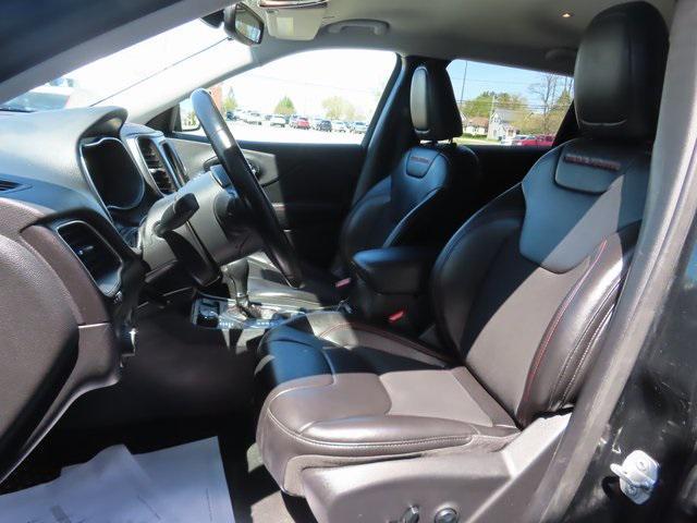used 2019 Jeep Cherokee car, priced at $16,800