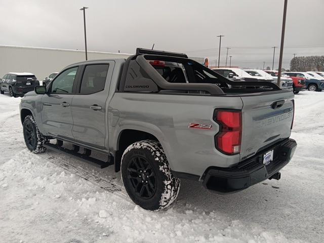 new 2025 Chevrolet Colorado car