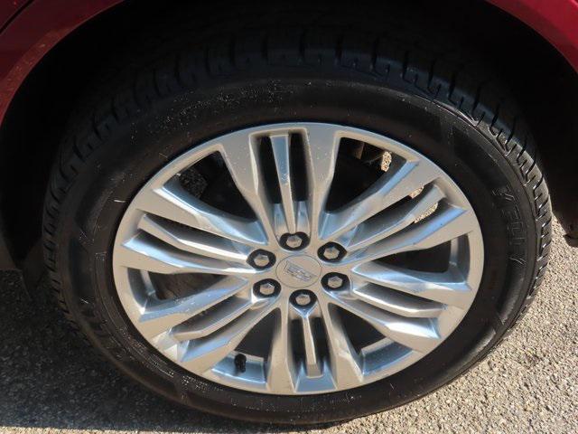 used 2018 Cadillac XT5 car, priced at $20,000