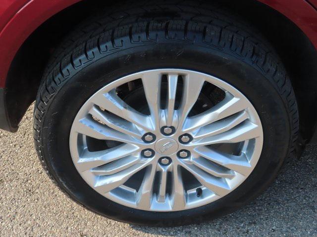 used 2018 Cadillac XT5 car, priced at $20,000