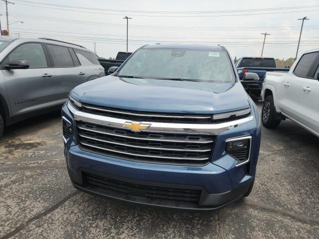 new 2025 Chevrolet Traverse car