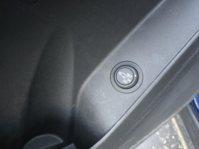 used 2023 Chevrolet Equinox car, priced at $22,750