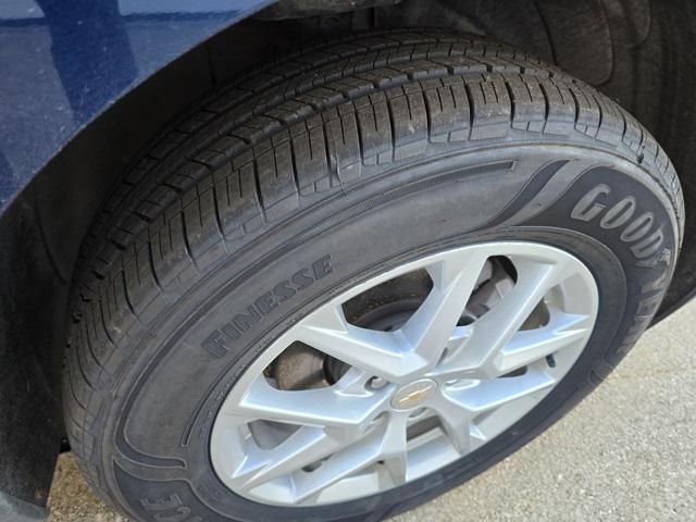 used 2023 Chevrolet Equinox car, priced at $22,750