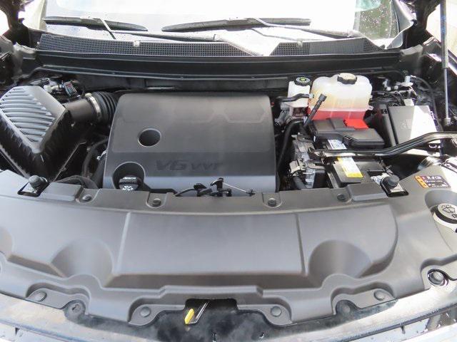used 2023 Chevrolet Traverse car, priced at $40,500
