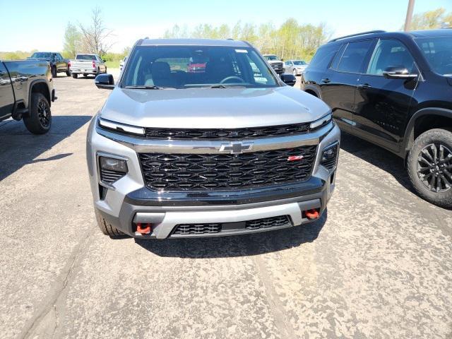 new 2025 Chevrolet Traverse car