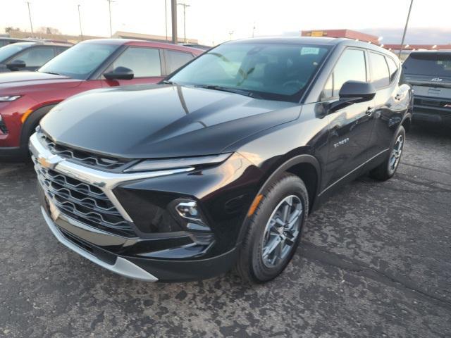 new 2025 Chevrolet Blazer car