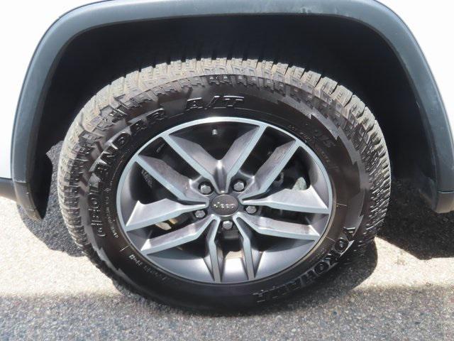 used 2021 Jeep Grand Cherokee car, priced at $27,989