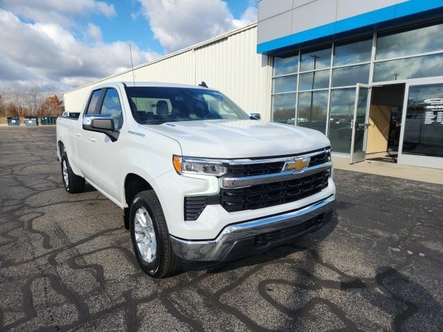 new 2025 Chevrolet Silverado 1500 car, priced at $43,144