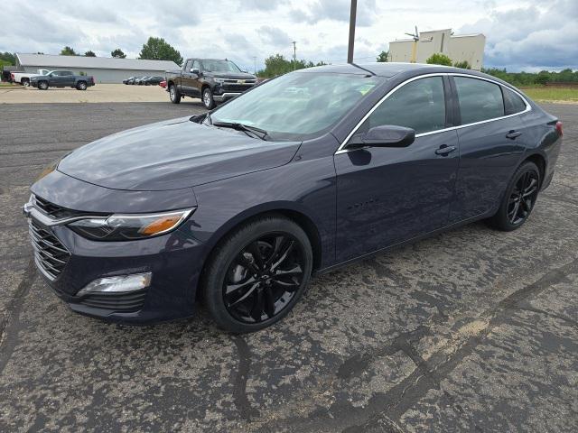 new 2025 Chevrolet Malibu car, priced at $27,500