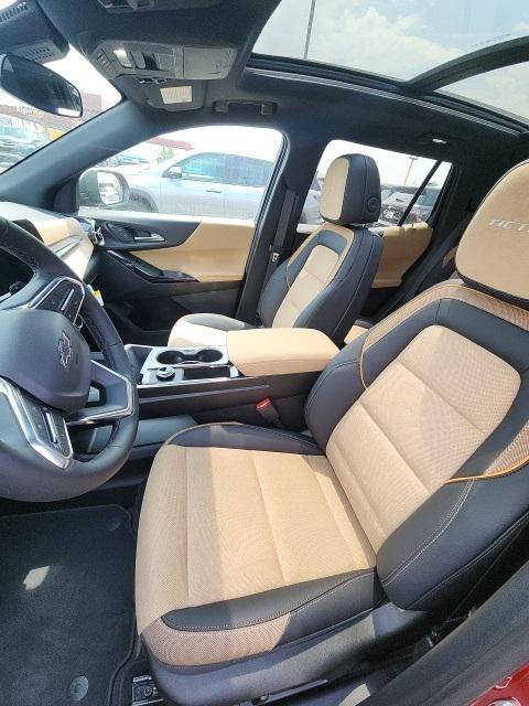 new 2025 Chevrolet Equinox car