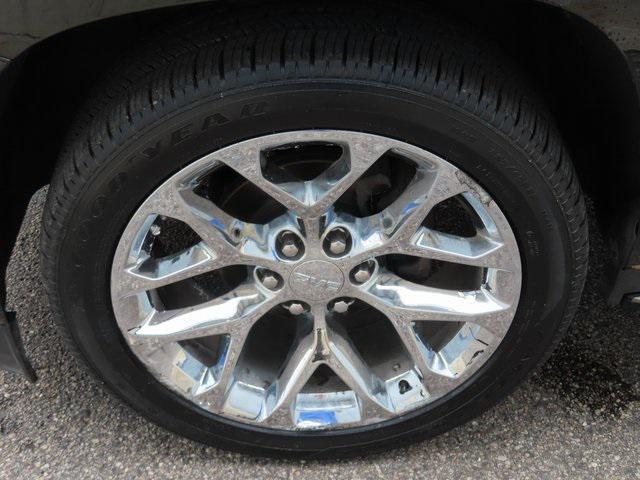 used 2018 GMC Yukon XL car, priced at $28,000