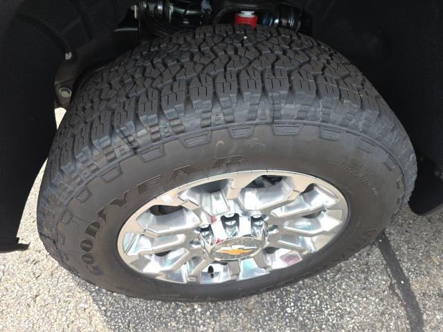 new 2025 Chevrolet Silverado 3500 car