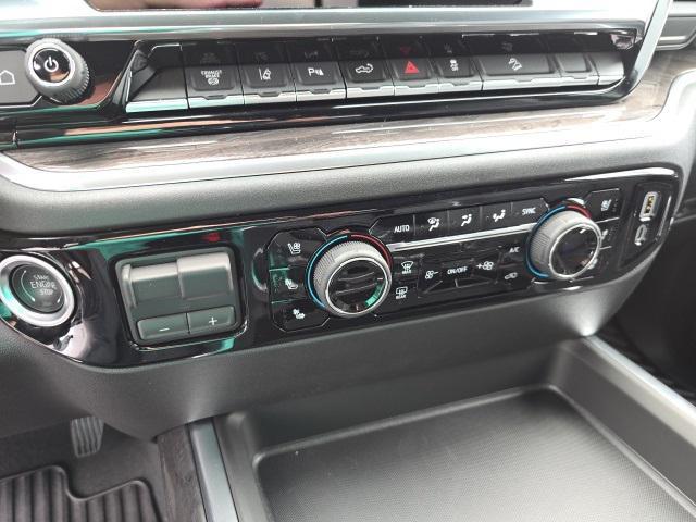 new 2025 Chevrolet Silverado 3500 car