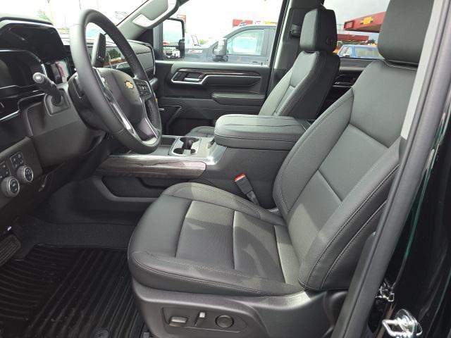 new 2025 Chevrolet Silverado 3500 car
