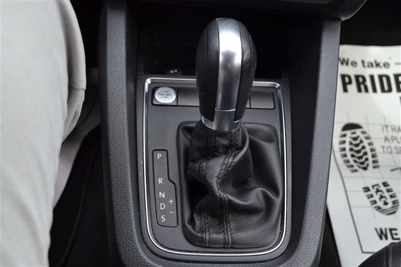 used 2015 Volkswagen Jetta car, priced at $9,999