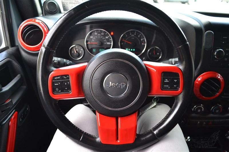 used 2014 Jeep Wrangler Unlimited car, priced at $17,999