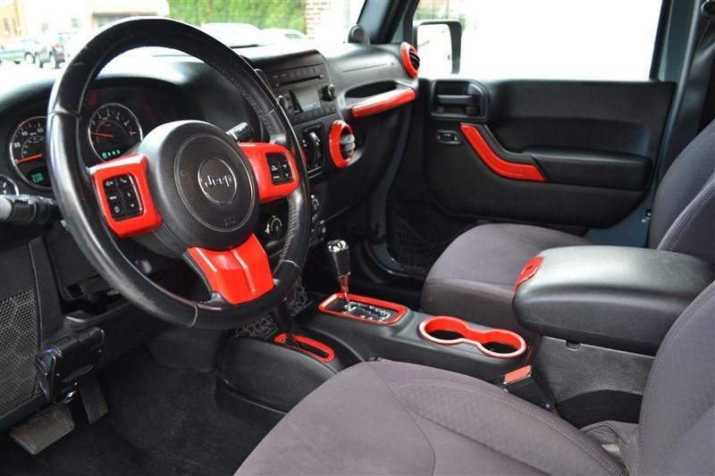used 2014 Jeep Wrangler Unlimited car, priced at $17,999