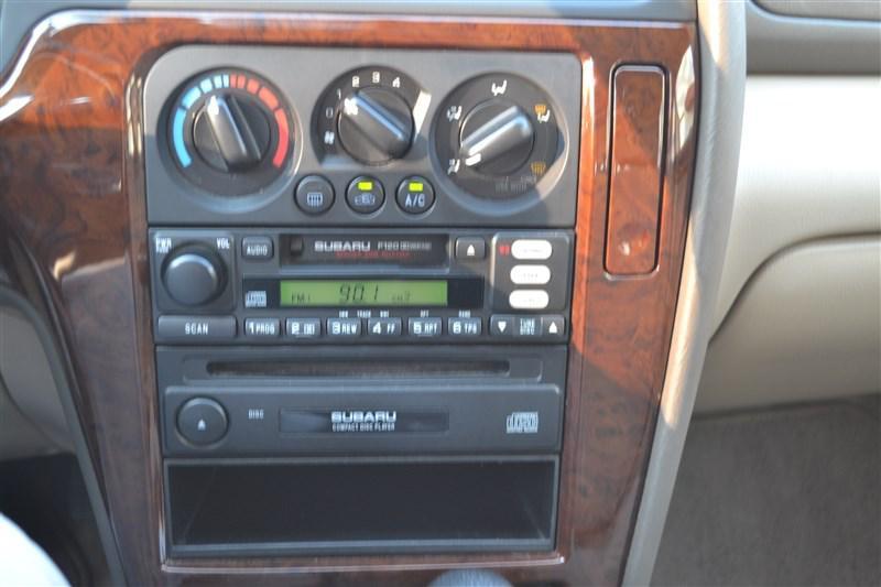 used 2001 Subaru Outback car, priced at $9,999