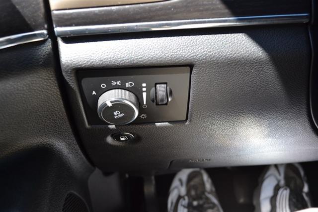 used 2014 Jeep Grand Cherokee car, priced at $13,499