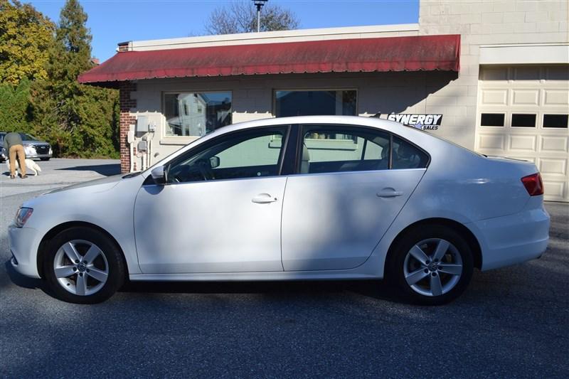 used 2013 Volkswagen Jetta car, priced at $9,999